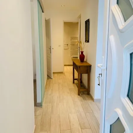 Apartment Brand New 2 Bedroom Located In The Center Of Antibes