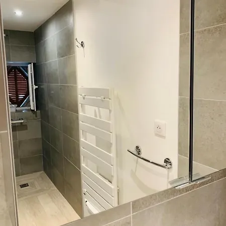 Brand New 2 Bedroom Located In The Center Of * Antibes
